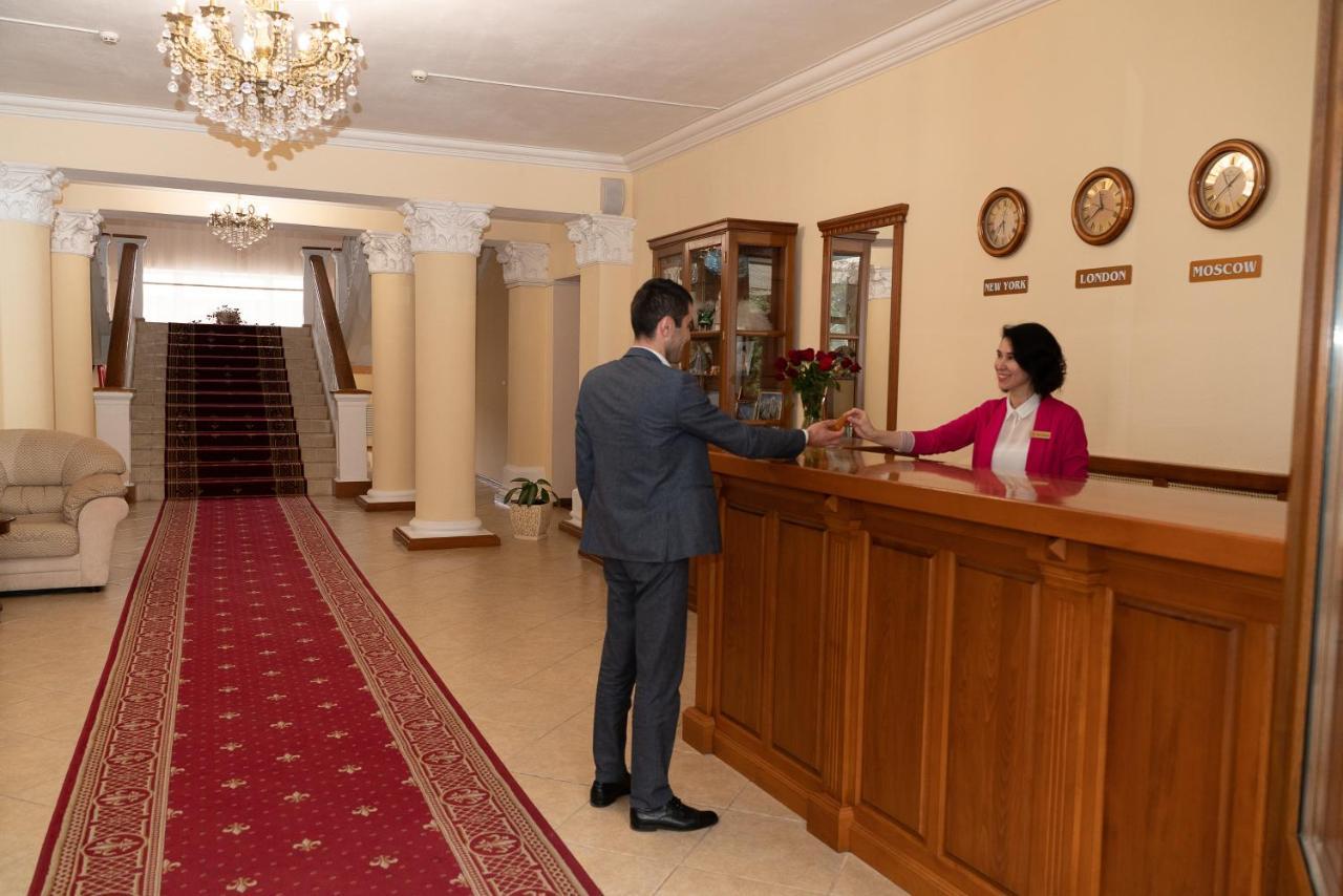 Grand Kavkaz Hotel 纳尔奇克 外观 照片